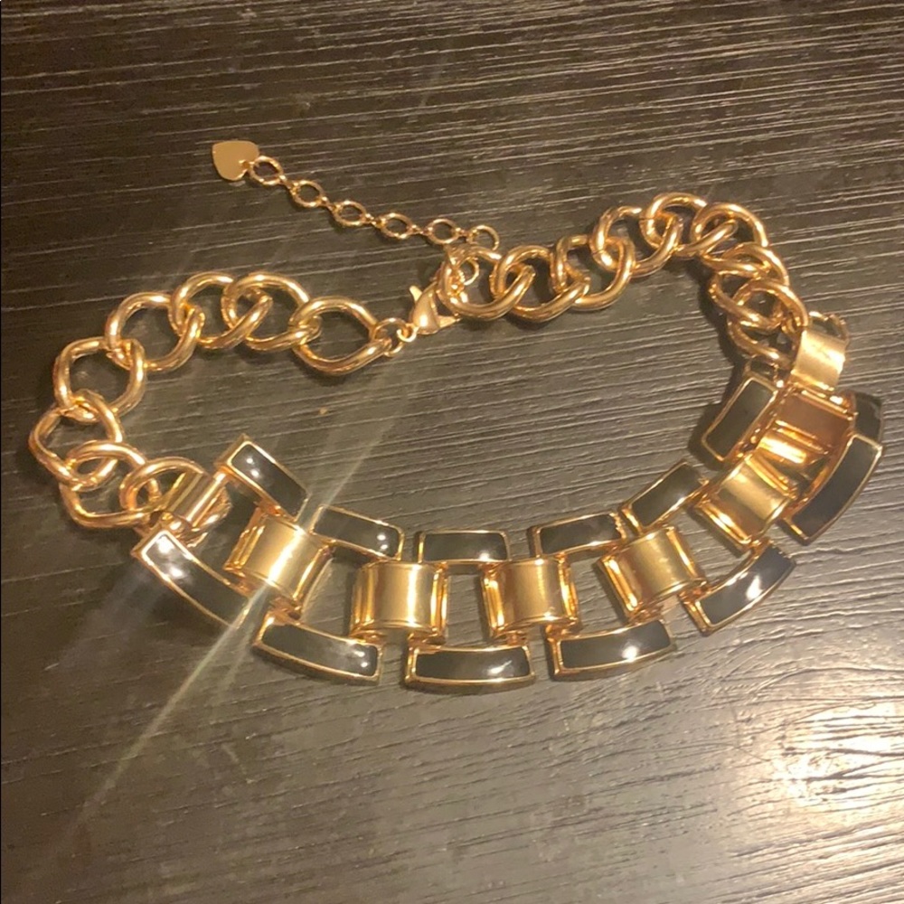 Jewelry - Picture 4 of 4